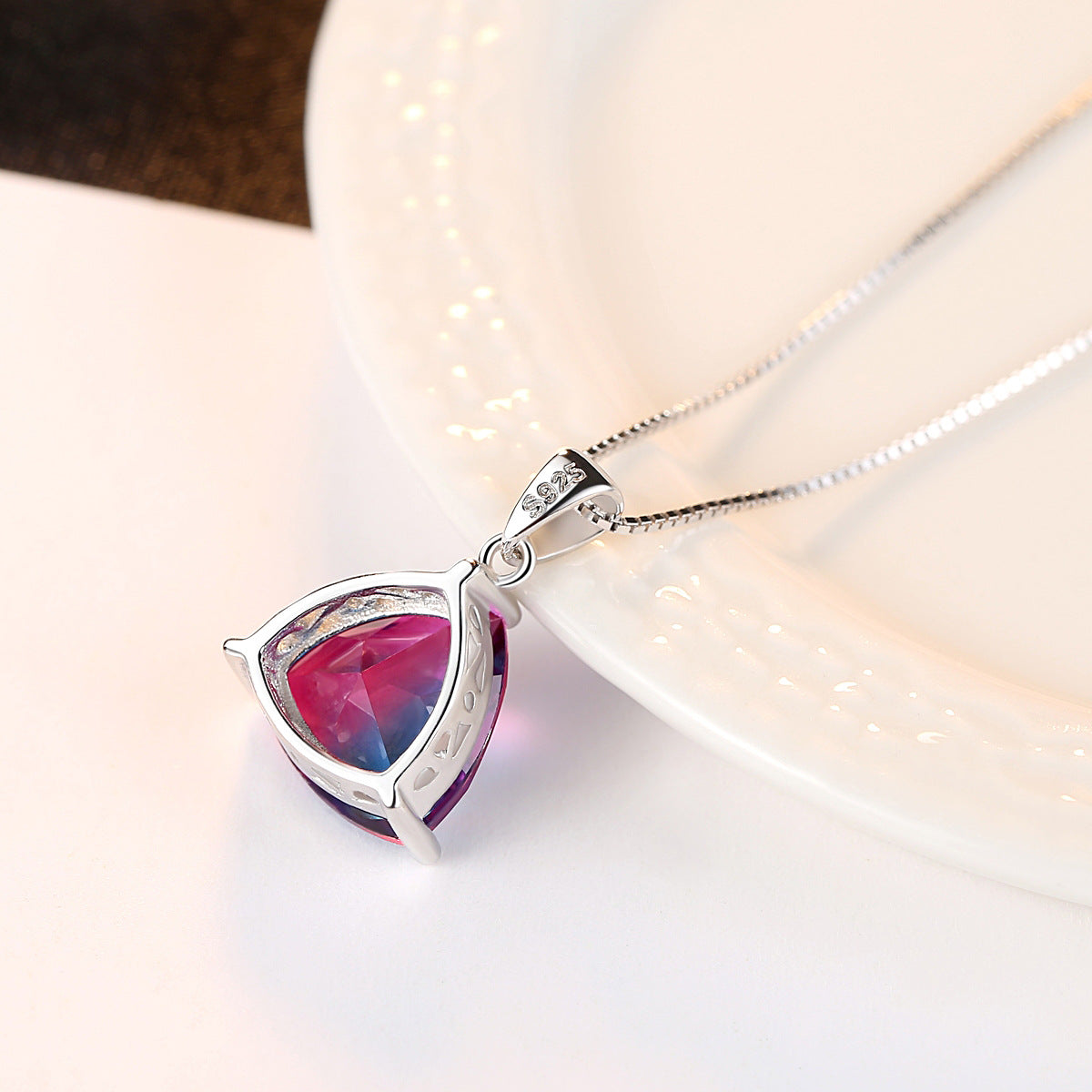 Silver Pendant Necklace