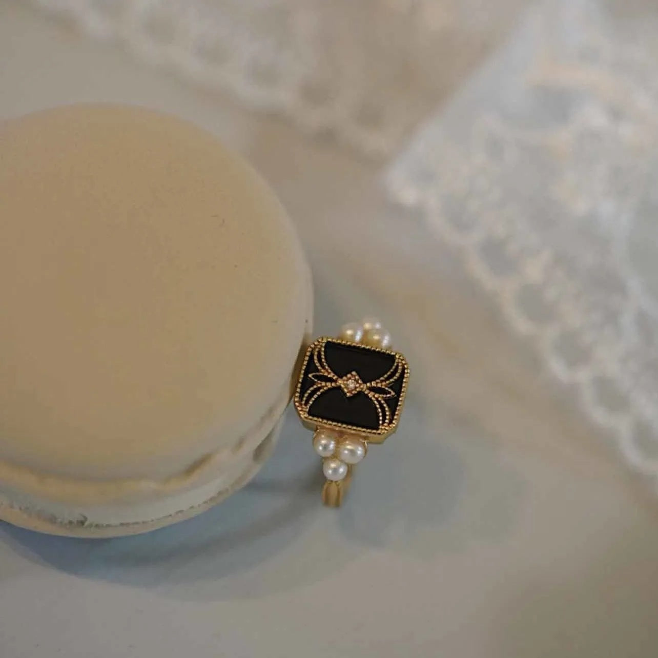 Vintage Palace Seal Open Ring