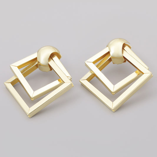Retro Metallic Fashion Earrings